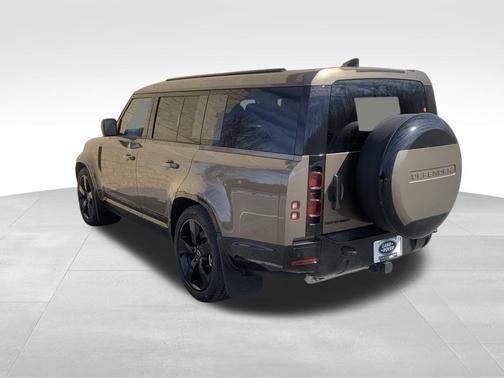 2025 Land Rover Defender P400 X-Dynamic SE
