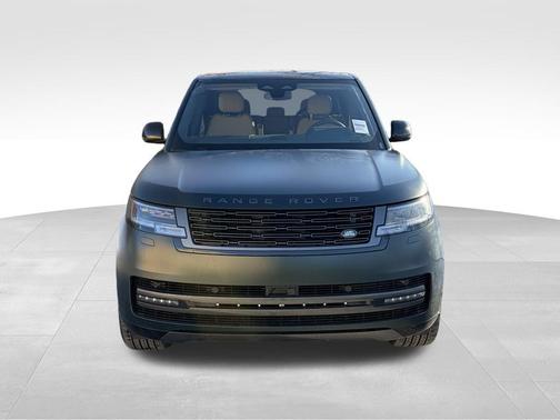 2026 Land Rover Range Rover P530 SE