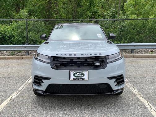 2026 Land Rover Range Rover Velar P250 Dynamic SE