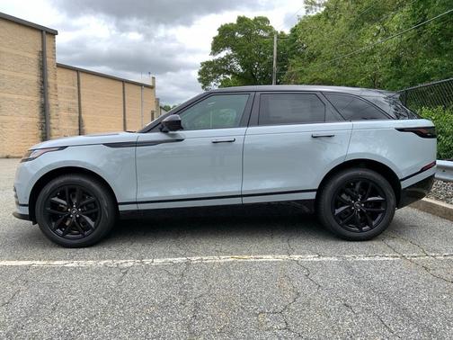 2026 Land Rover Range Rover Velar P250 Dynamic SE