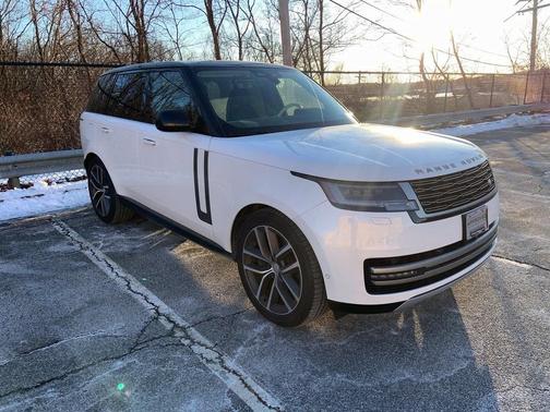 2024 Land Rover Range Rover P530 SE