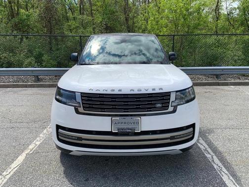 2024 Land Rover Range Rover P530 SE