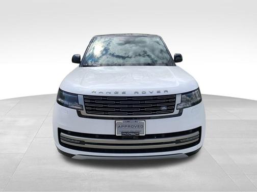 2024 Land Rover Range Rover P530 SE