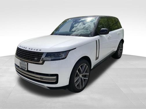 2024 Land Rover Range Rover P530 SE