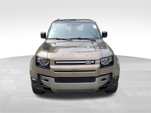 2025 Land Rover Defender P400 X-Dynamic SE