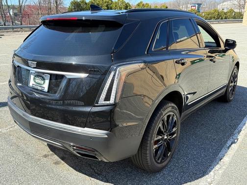 2024 Cadillac XT5 Sport