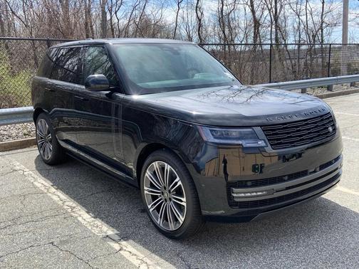2025 Land Rover Range Rover P400 SE