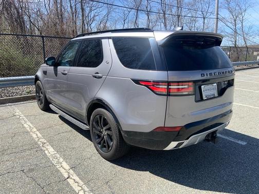 2020 Land Rover Discovery Landmark
