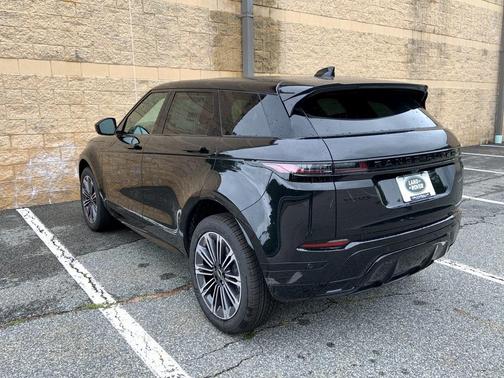 2025 Land Rover Range Rover Evoque Dynamic SE