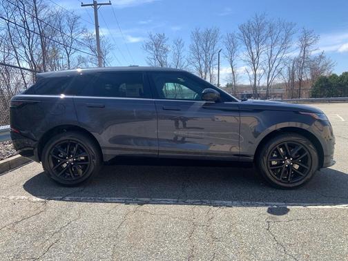 2026 Land Rover Range Rover Velar P250 Dynamic SE
