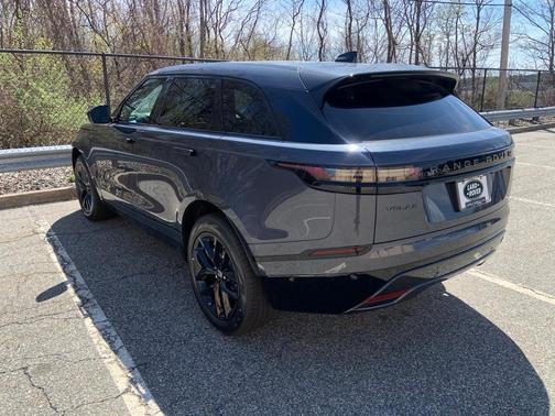 2026 Land Rover Range Rover Velar P250 Dynamic SE
