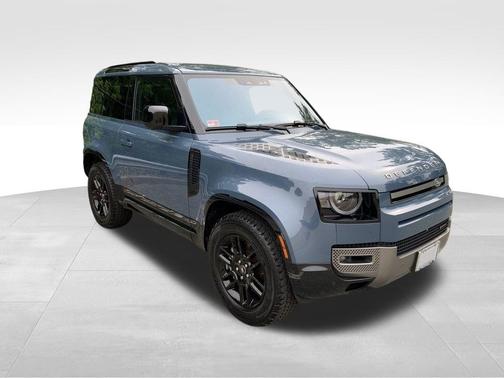2022 Land Rover Defender 90 X-Dynamic S