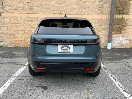 2026 Land Rover Range Rover Velar P250 Dynamic SE