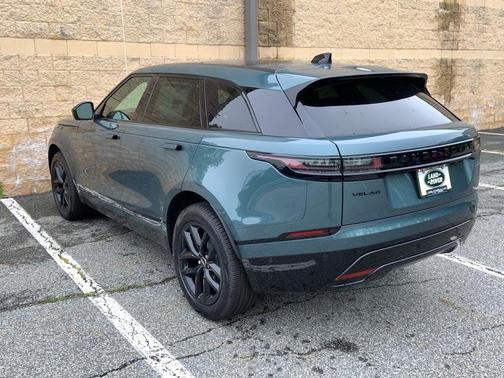 2026 Land Rover Range Rover Velar P250 Dynamic SE