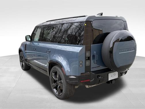 2026 Land Rover Defender P400 X-Dynamic SE