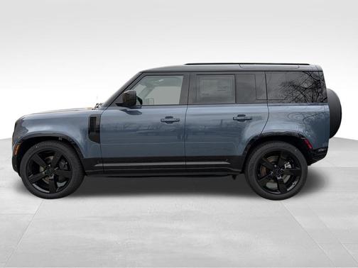 2026 Land Rover Defender P400 X-Dynamic SE