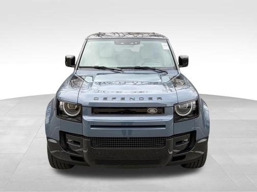 2026 Land Rover Defender P400 X-Dynamic SE