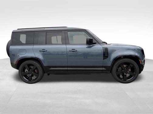 2026 Land Rover Defender P400 X-Dynamic SE