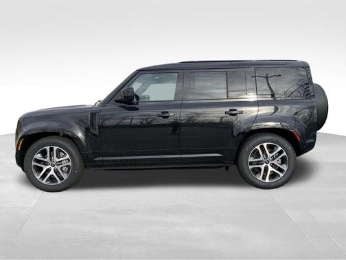 2025 Land Rover Defender P400 X-Dynamic SE