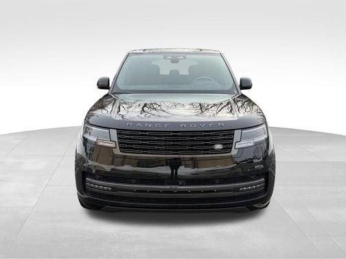 2025 Land Rover Range Rover P400 SE