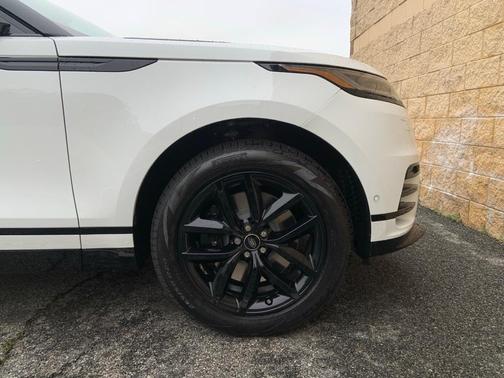 2026 Land Rover Range Rover Velar P250 Dynamic SE