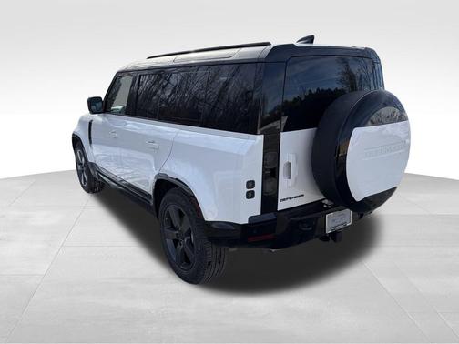 2026 Land Rover Defender 110 X-Dynamic SE