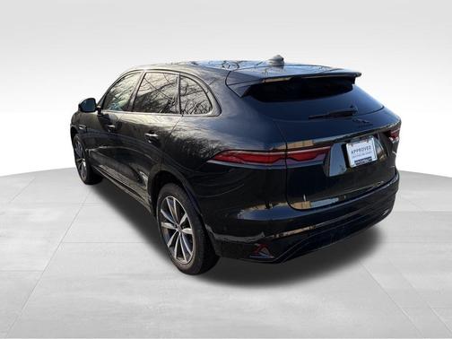 2025 Jaguar F-PACE P250 R-Dynamic S