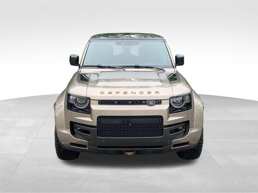 2025 Land Rover Defender V8