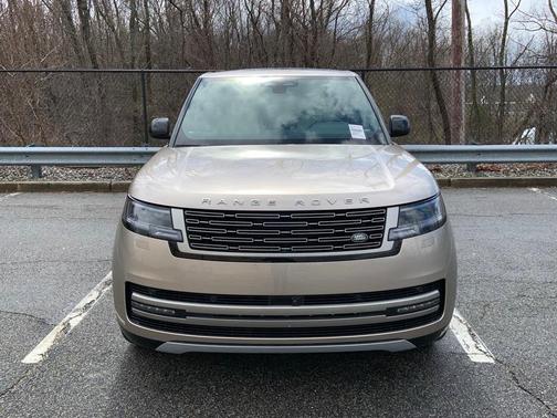 2025 Land Rover Range Rover P530 SE 7 Seat