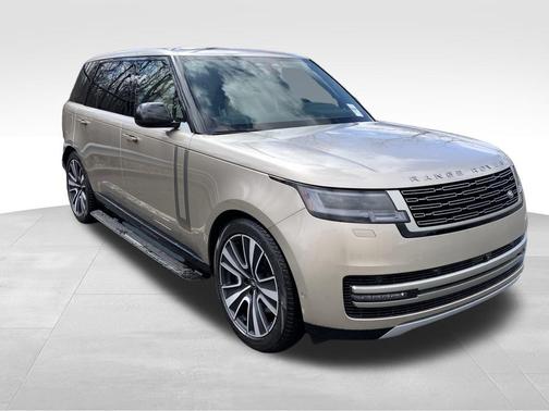 2025 Land Rover Range Rover P530 SE 7 Seat