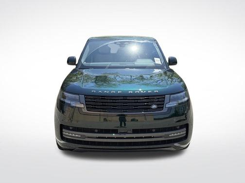 British Racing Green 2026 Land Rover Range Rover P400 SE