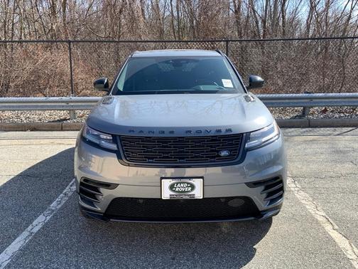 2026 Land Rover Range Rover Velar Dynamic SE