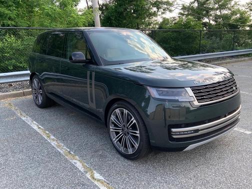 2025 Land Rover Range Rover P400 SE 7 Seat