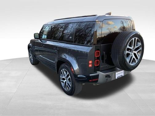 2022 Land Rover Defender 110 X-Dynamic HSE
