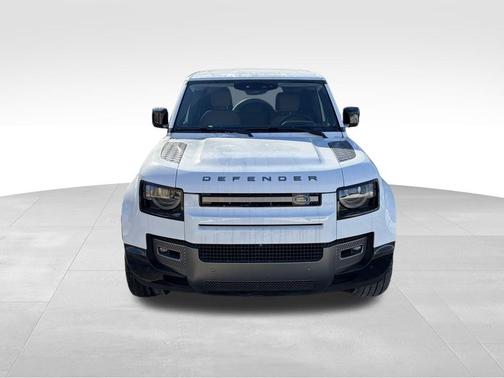 2025 Land Rover Defender P500 X-Dynamic SE