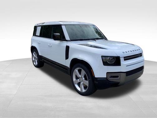 2025 Land Rover Defender P500 X-Dynamic SE