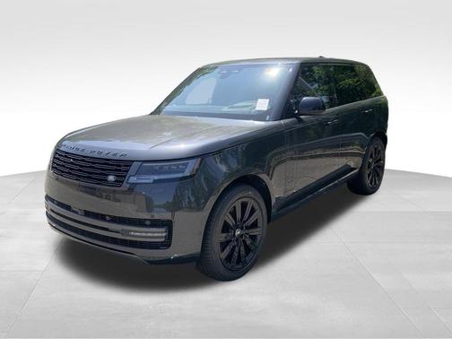2025 Land Rover Range Rover P550e SE