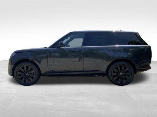 2025 Land Rover Range Rover P550e SE