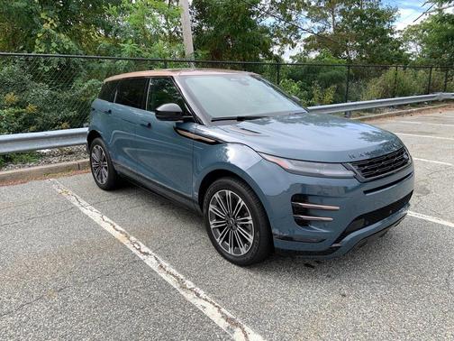 2024 Land Rover Range Rover Evoque Dynamic SE