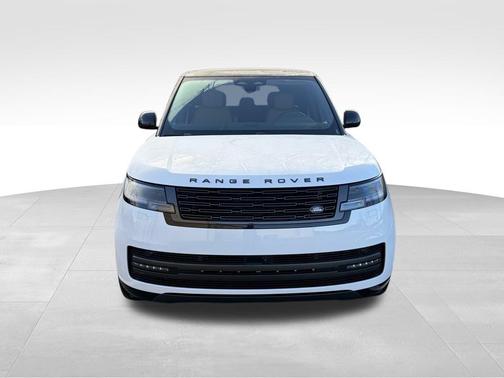 2026 Land Rover Range Rover SE