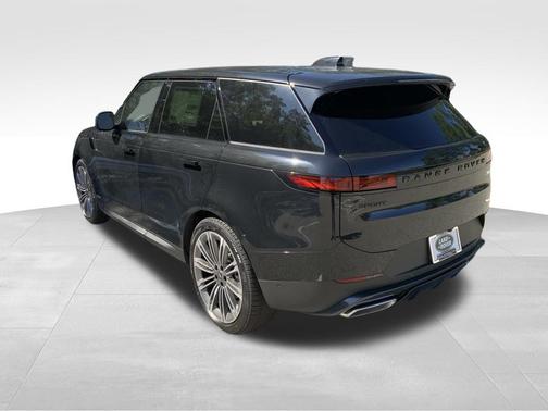 2025 Land Rover Range Rover Sport P360 SE