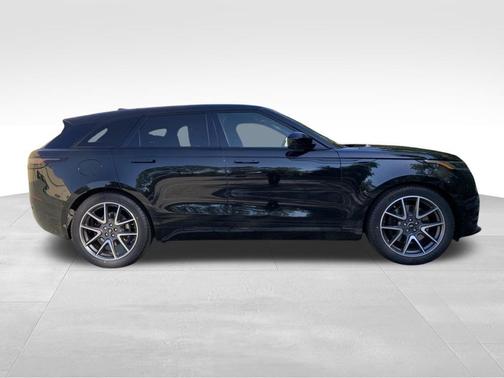 2026 Land Rover Range Rover Velar P250 Dynamic SE