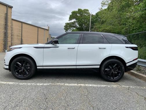 2026 Land Rover Range Rover Velar P250 Dynamic SE