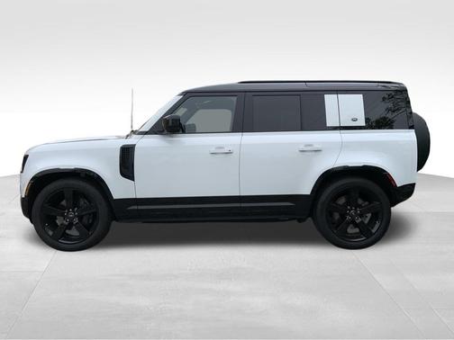 2024 Land Rover Defender P400 X-Dynamic SE