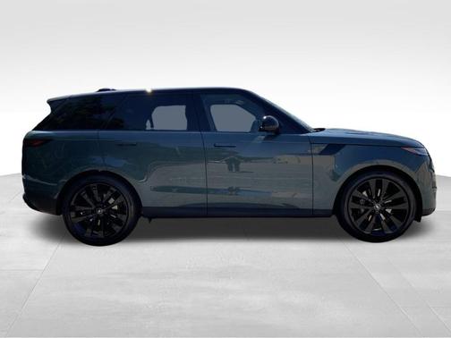 2025 Land Rover Range Rover Sport P360 SE
