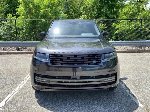 2025 Land Rover Range Rover P400 SE