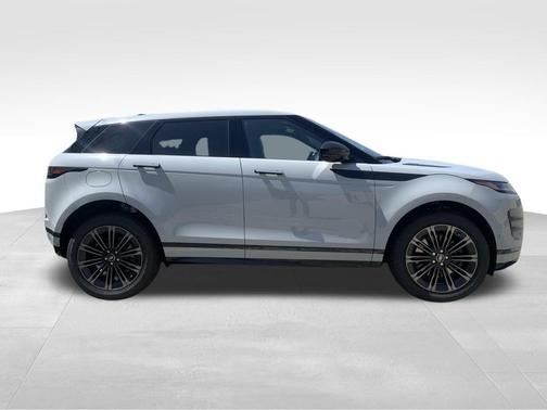 2026 Land Rover Range Rover Evoque Dynamic SE
