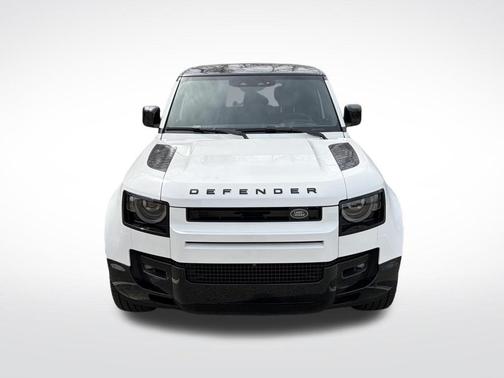 Fuji White 2025 Land Rover Defender P525 V8