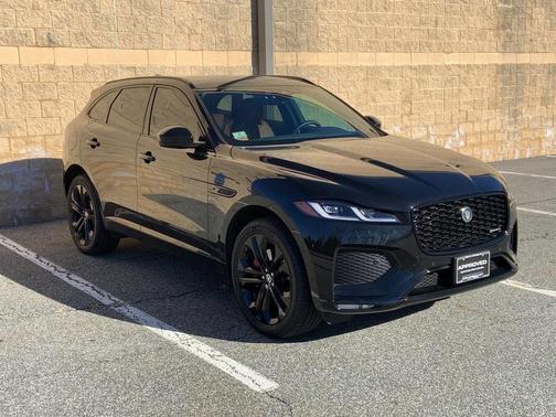 2025 Jaguar F-PACE P400 R-Dynamic S