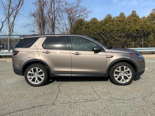 2023 Land Rover Discovery Sport SE